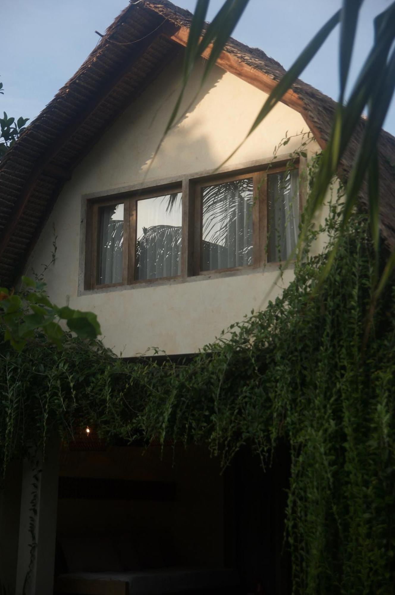 Owa Lodge Kuta  Exterior foto